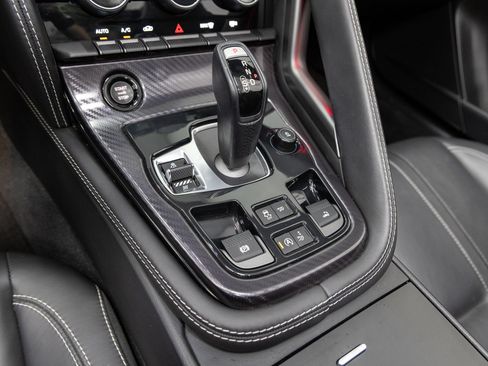 Used 2016 Jaguar F-TYPE R AWD/4WD image 18