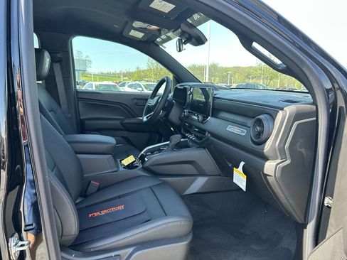 New 2026 Chevrolet Colorado Trail Boss AWD/4WD image 14