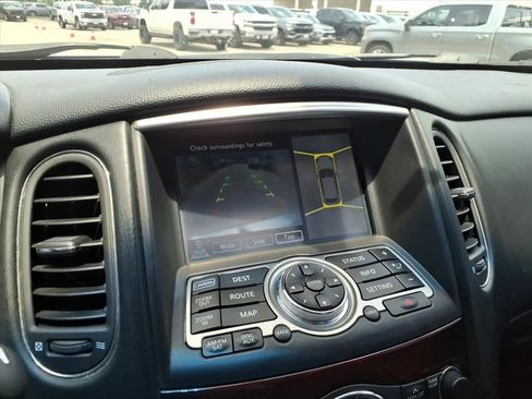 Used 2015 INFINITI QX50 Journey w/ Premium Package RWD image 15
