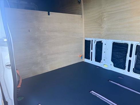 Used 2023 Mercedes-Benz Sprinter 2500 w/ Acoustic Package image 21