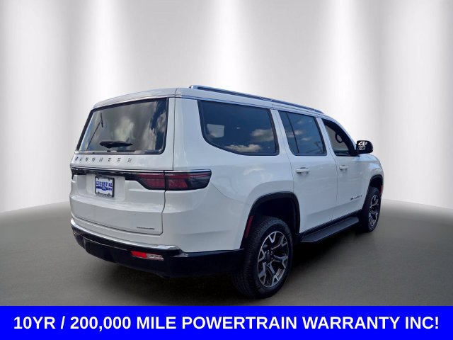 Used 2024 Jeep Wagoneer Series II w/ Flexible Seating Group AWD/4WD image 5