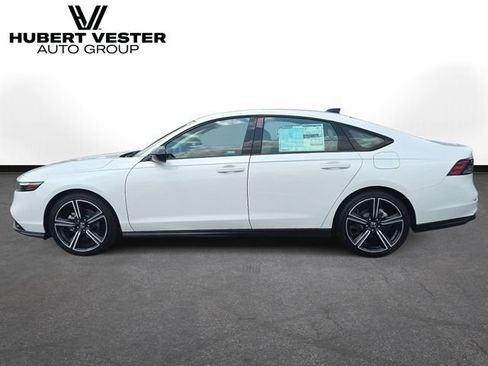 New 2026 Honda Accord SE image 1