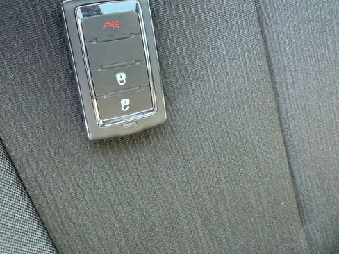 New 2025 Jeep Grand Cherokee Laredo image 30