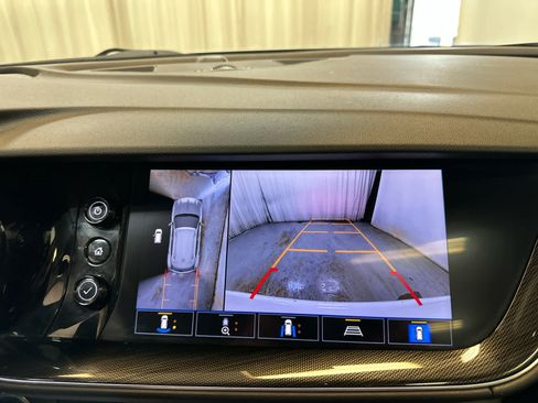 Used 2021 Buick Envision Essence w/ Technology Package I AWD/4WD image 19
