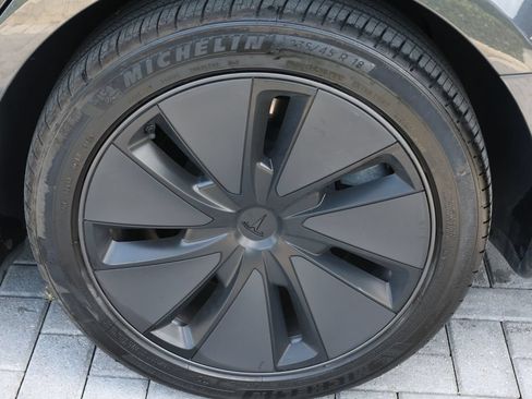 Used 2025 Tesla Model 3 Long Range RWD image 41
