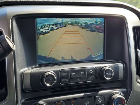 Used 2017 Chevrolet Silverado 1500 LT AWD/4WD image 21