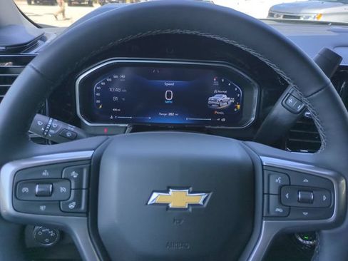 Used 2026 Chevrolet Silverado 1500 LT AWD/4WD image 31