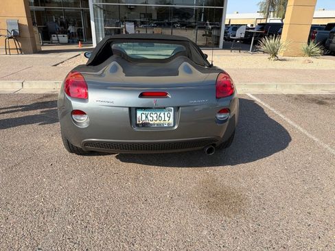 Used 2006 Pontiac Solstice Convertible w/ Premium Package RWD image 6