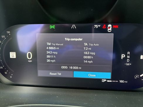 Used 2023 Volvo XC60 B5 Plus w/ Climate Package image 24