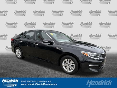 Used 2017 Kia Optima LX FWD image 1