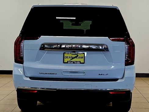 Used 2021 GMC Yukon SLT w/ SLT Premium Package AWD/4WD image 6