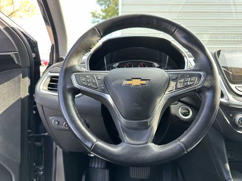 Used 2018 Chevrolet Equinox Premier image 21