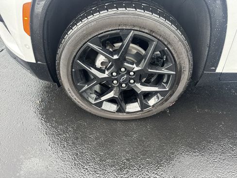 Certified 2024 Chevrolet Traverse RS AWD/4WD image 10