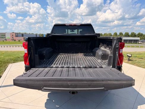 Used 2021 Chevrolet Silverado 1500 LT Trail Boss w/ Convenience Package II AWD/4WD image 30