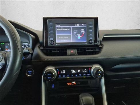 Used 2022 Toyota RAV4 XLE w/ Convenience Package AWD/4WD image 14