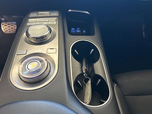 Used 2024 Genesis GV70 2.5T w/ Sport Prestige Package image 45