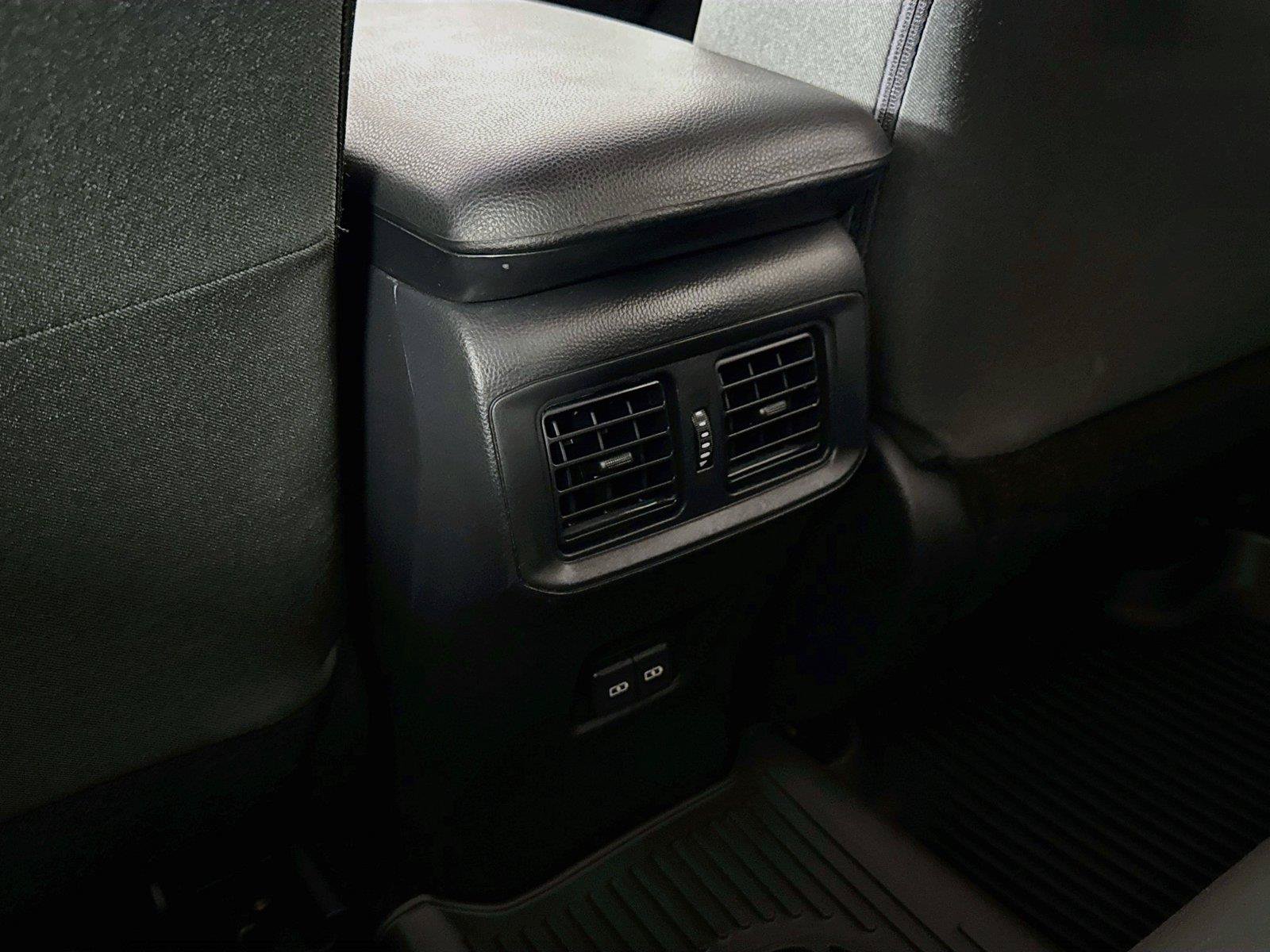Certified 2025 Toyota RAV4 XLE AWD/4WD image 33