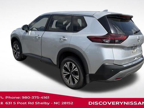 Certified 2023 Nissan Rogue SV image 4