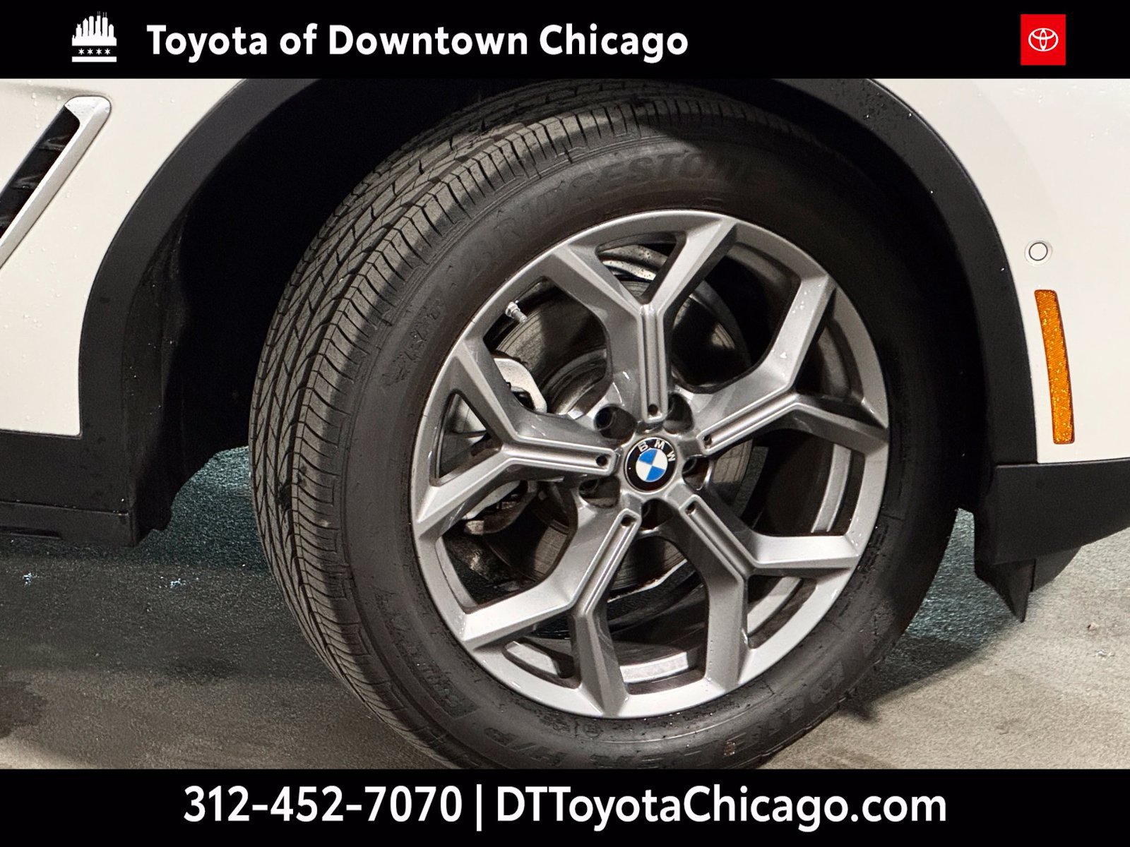 Used 2025 BMW X4 xDrive30i AWD/4WD image 2