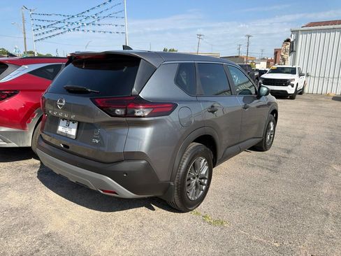 Used 2023 Nissan Rogue S FWD image 6