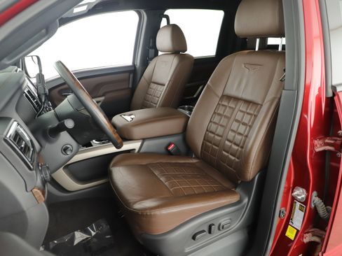 Used 2021 Nissan Titan Platinum Reserve w/ Off Road Protection Package image 9