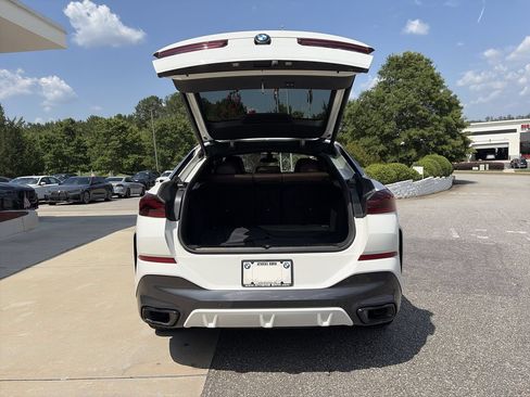 Used 2023 BMW X6 xDrive40i w/ Executive Package AWD/4WD image 34