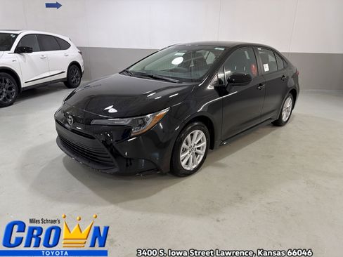 New 2026 Toyota Corolla LE image 3