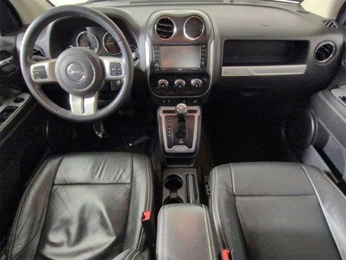 Used 2017 Jeep Compass High Altitude image 17