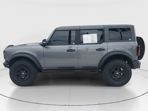 Used 2023 Ford Bronco Wildtrak image 7