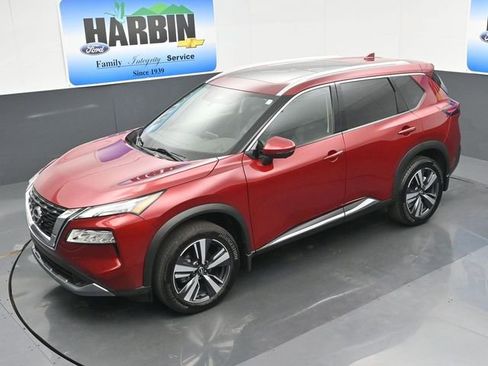 Used 2023 Nissan Rogue SL FWD image 25