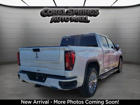 Used 2024 GMC Sierra 1500 Denali w/ Technology Package AWD/4WD image 2