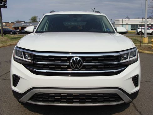 Used 2022 Volkswagen Atlas SE w/ Black Wheel Package image 2