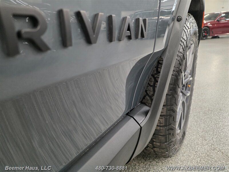 Used 2022 Rivian R1T Adventure AWD/4WD image 29