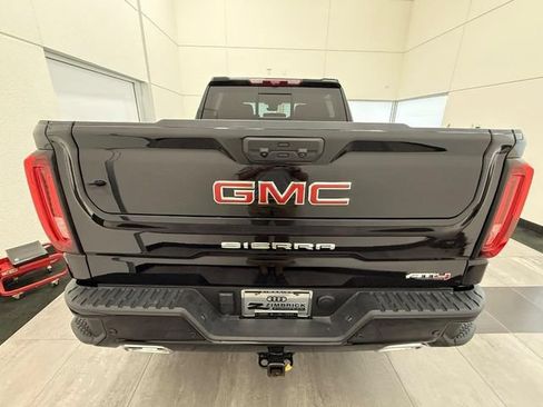 Used 2024 GMC Sierra 1500 AT4 w/ Technology Package AWD/4WD image 3