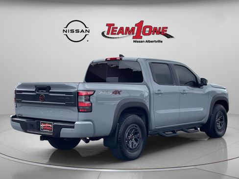 Used 2025 Nissan Frontier PRO-4X w/ Pro Convenience Package AWD/4WD image 7