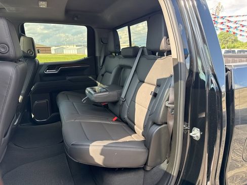 Used 2025 GMC Sierra 1500 Denali w/ Denali Reserve Package AWD/4WD image 22