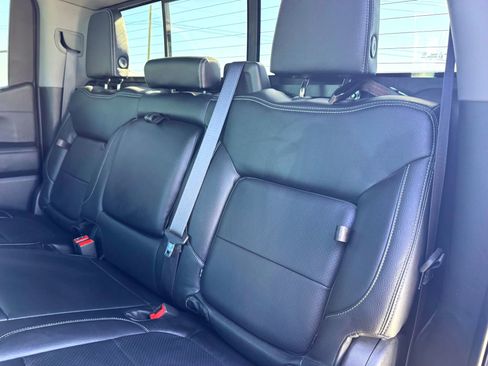 Used 2020 Chevrolet Silverado 1500 LT Trail Boss image 16