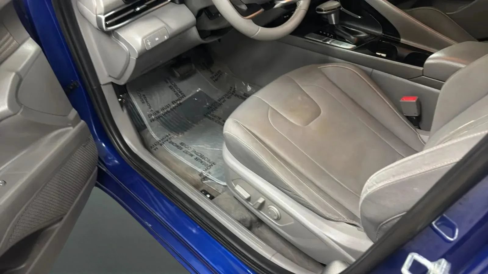 Used 2021 Hyundai Elantra SEL w/ Convenience + Premium Package FWD image 24