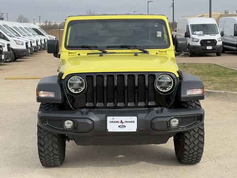 Used 2022 Jeep Wrangler Willys image 9