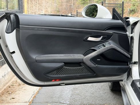 Used 2019 Porsche 911 GT3 RS image 27