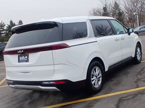 Certified 2024 Kia Carnival LX image 2