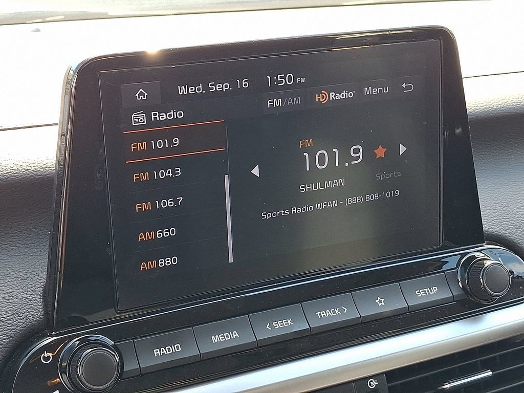 Used 2023 Kia Forte LXS w/ LXS Technology Package FWD image 17
