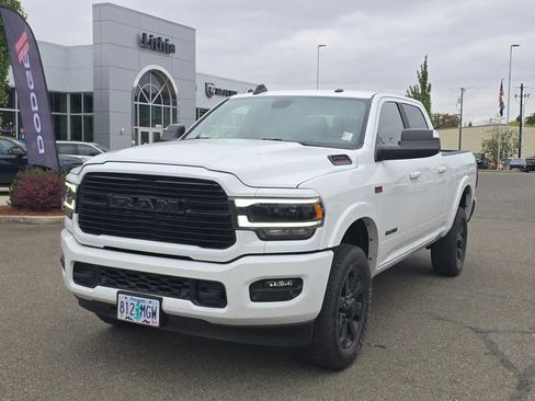 Used 2020 RAM 2500 Laramie w/ Night Edition AWD/4WD image 15