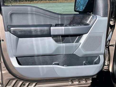 Used 2021 Ford F150 XLT w/ Equipment Group 302A High image 18