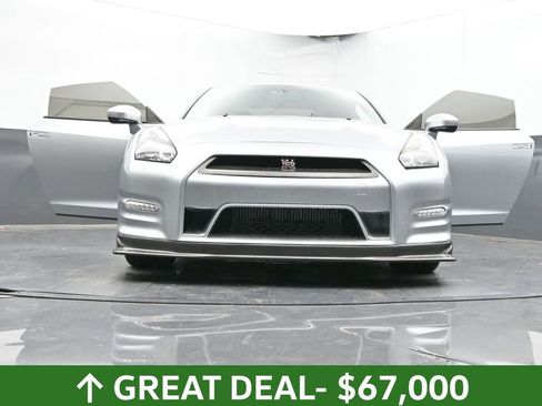 Used 2012 Nissan GT-R Premium image 71