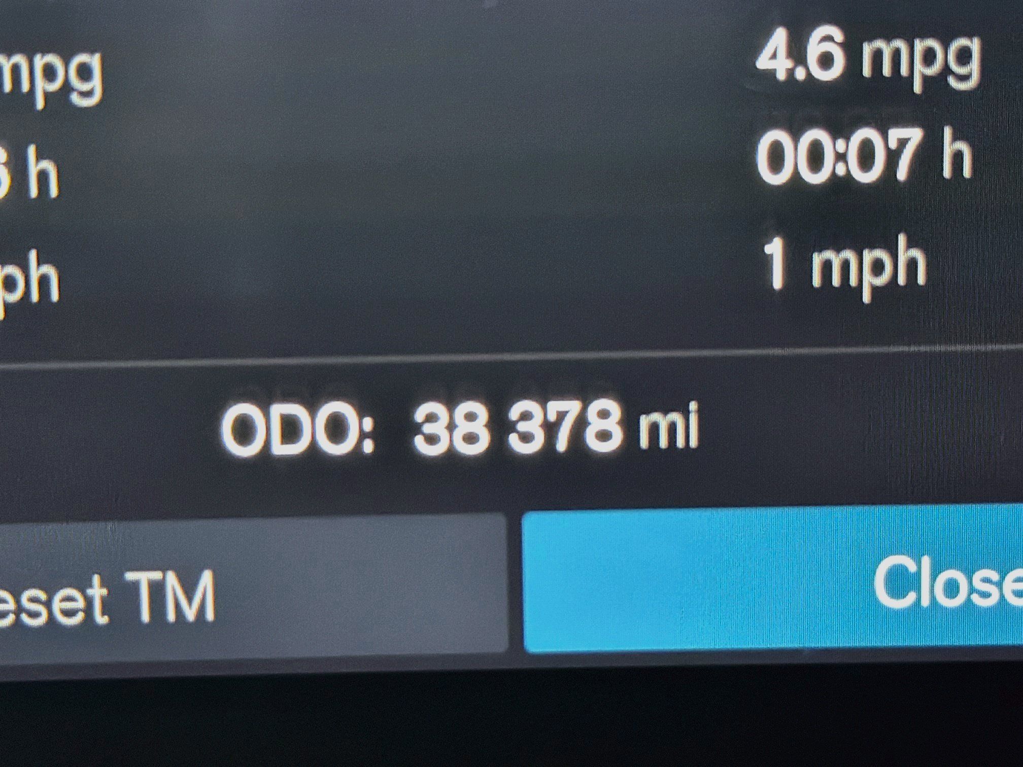 Used 2025 Volvo XC60 B5 Core AWD/4WD image 18
