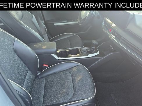 Used 2025 Kia K4 GT-Line w/ GT-Line Sunroof Package FWD image 12
