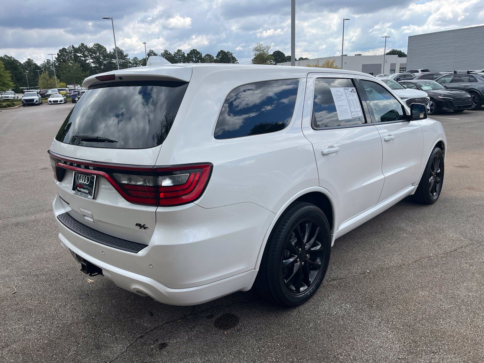 Used 2017 Dodge Durango R/T w/ Trailer Tow Group IV RWD image 5