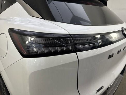 New 2025 Nissan Murano SL image 31