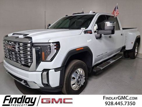 New 2026 GMC Sierra 3500 Denali w/ Denali Reserve Package AWD/4WD image 1